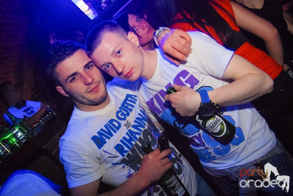 Simte ritmul în Escape, 