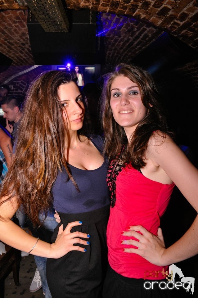 Simte ritmul în Escape, 