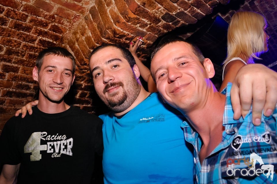 Simte ritmul în Escape, 