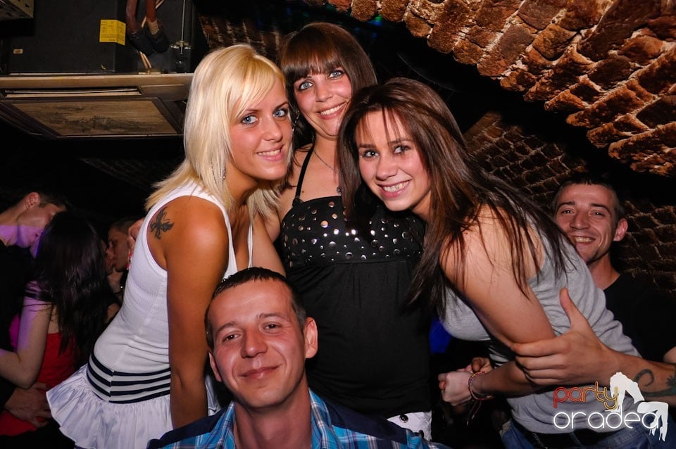 Simte ritmul în Escape, 