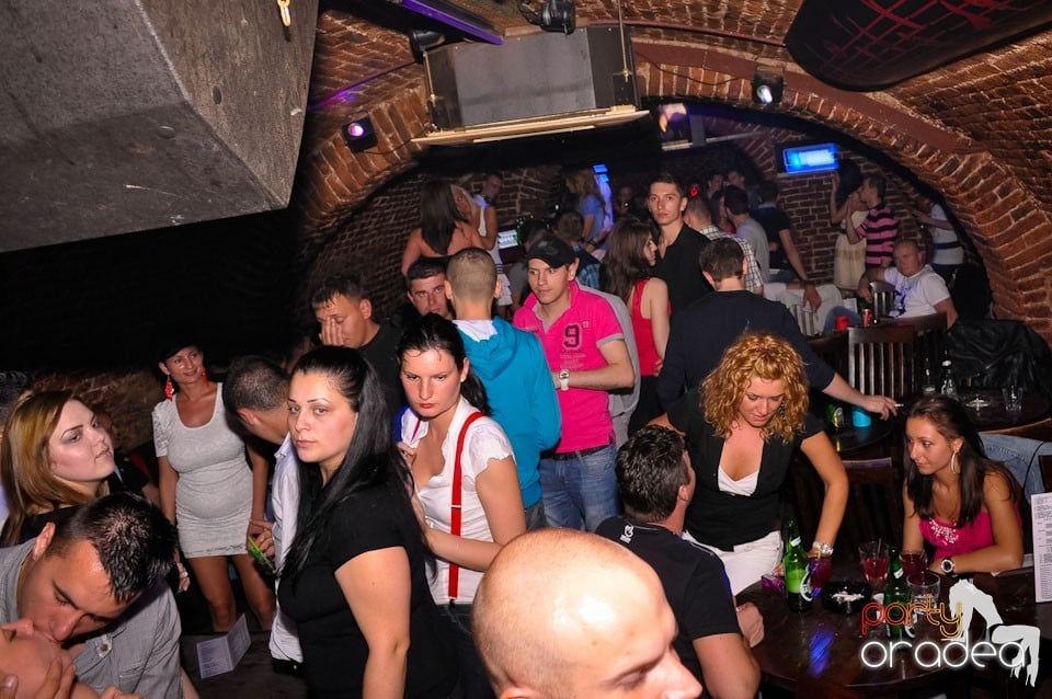 Simte ritmul în Escape, 