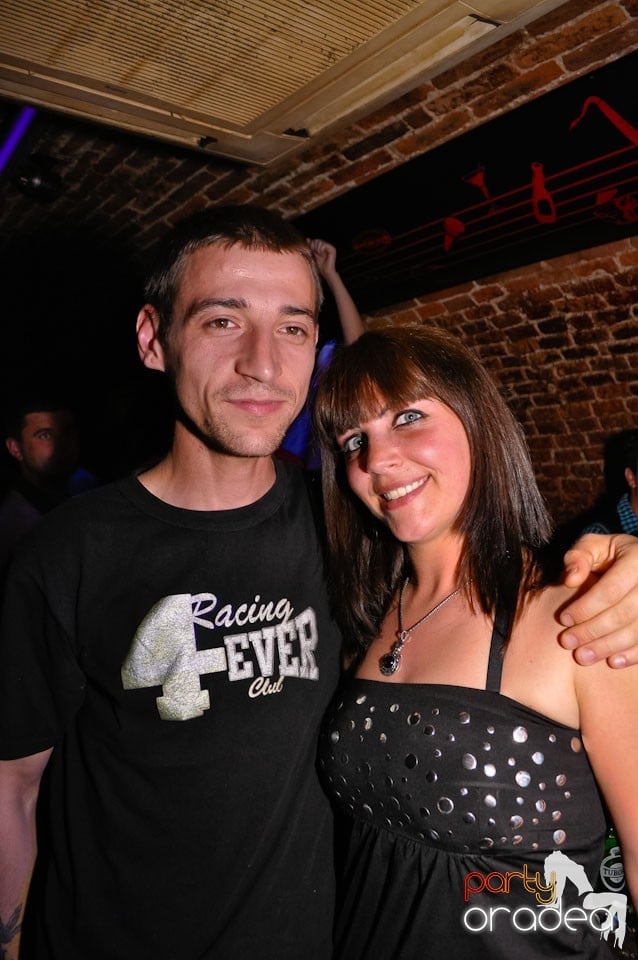 Simte ritmul în Escape, 