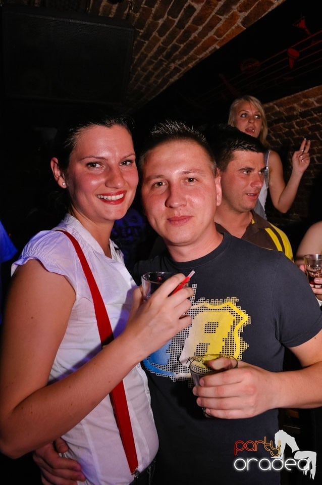 Simte ritmul în Escape, 