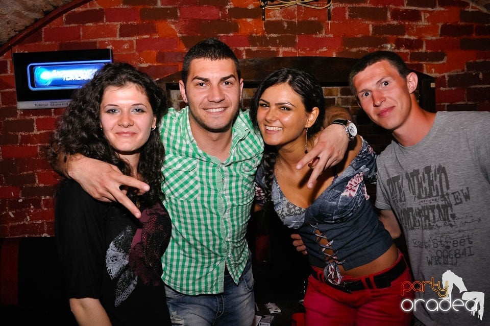 Simte ritmul în Escape, 