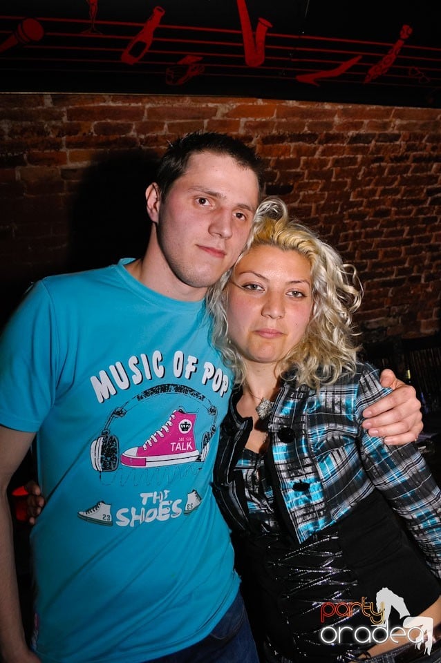 Simte ritmul în Escape, 