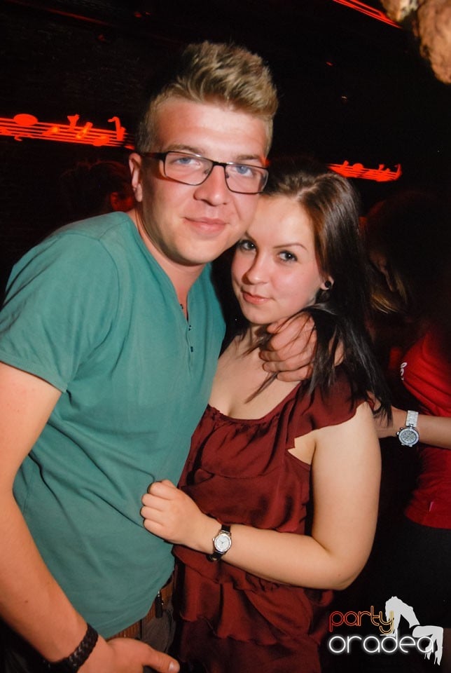 Simte ritmul în Escape, 