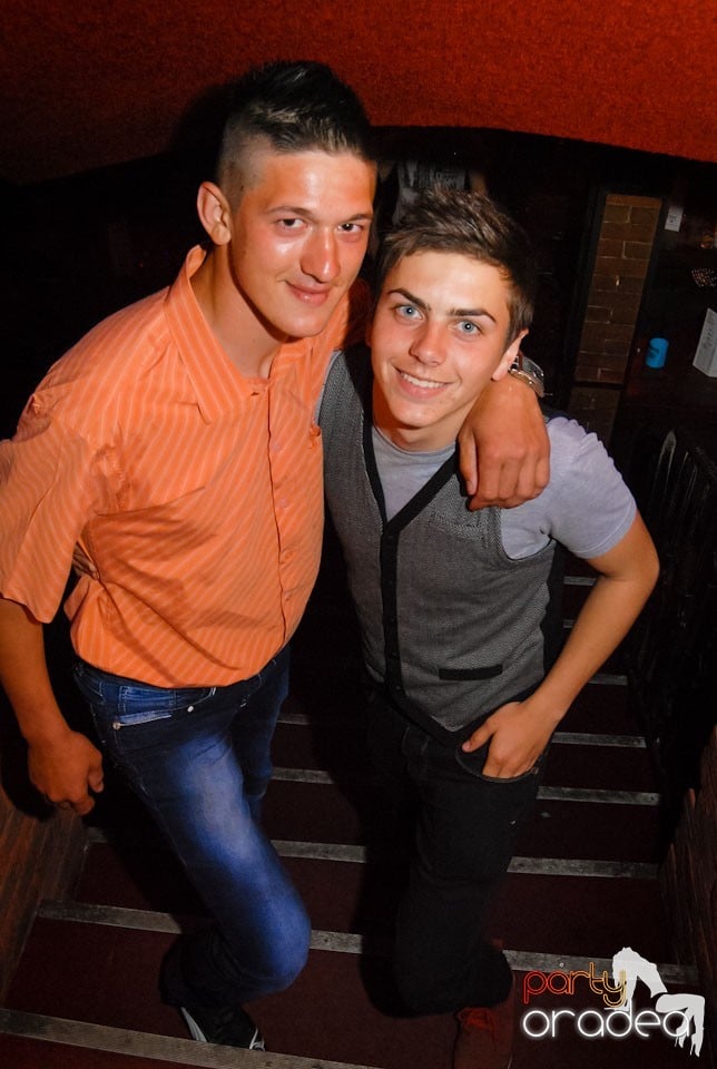 Simte ritmul în Escape, 