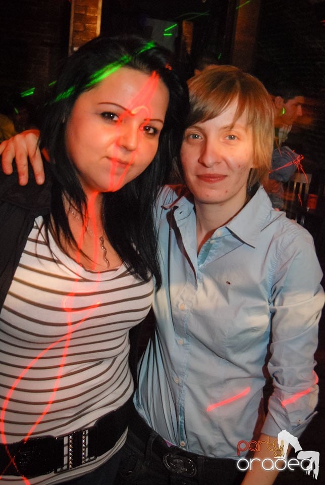 Simte ritmul în Escape, 