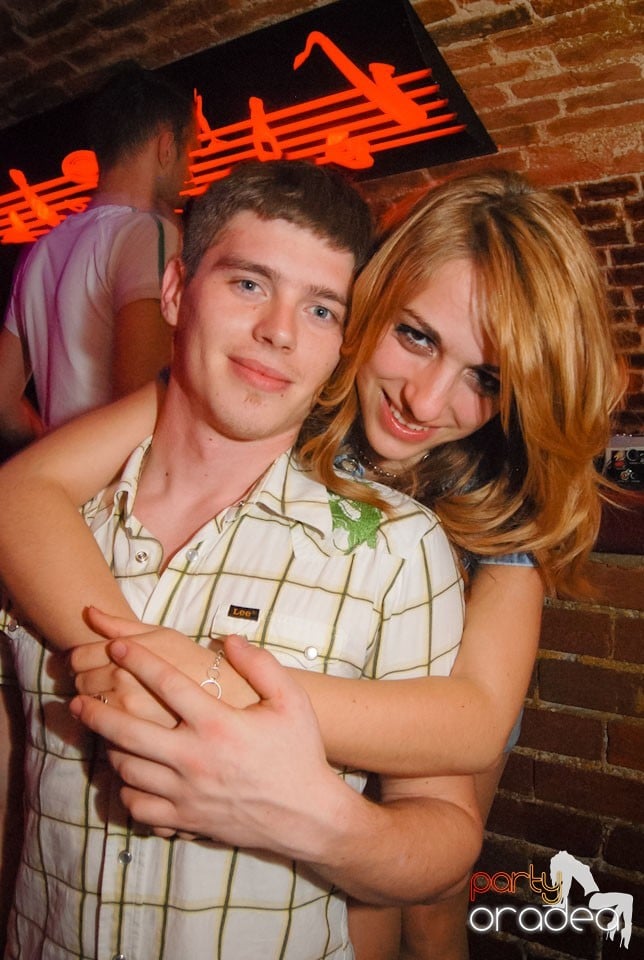 Simte ritmul în Escape, 