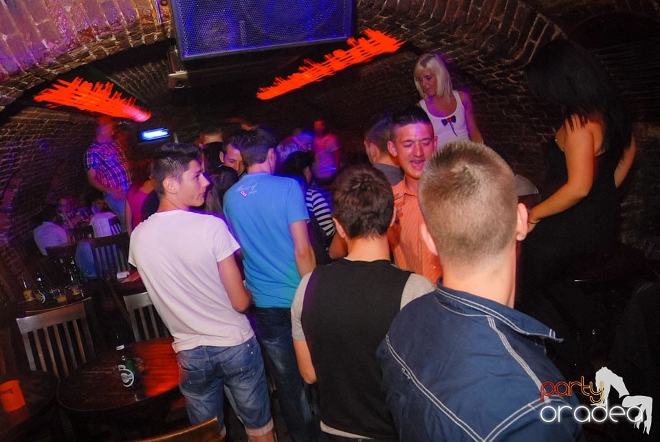 Simte ritmul în Escape, 