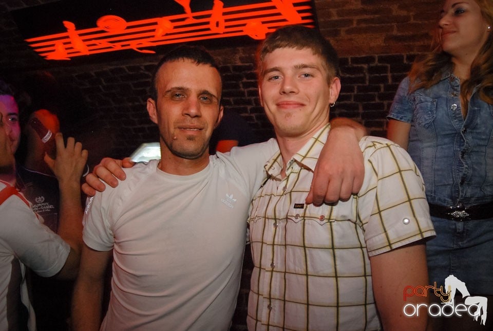 Simte ritmul în Escape, 