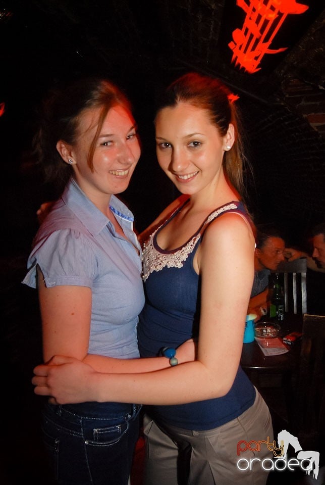 Simte ritmul în Escape, 