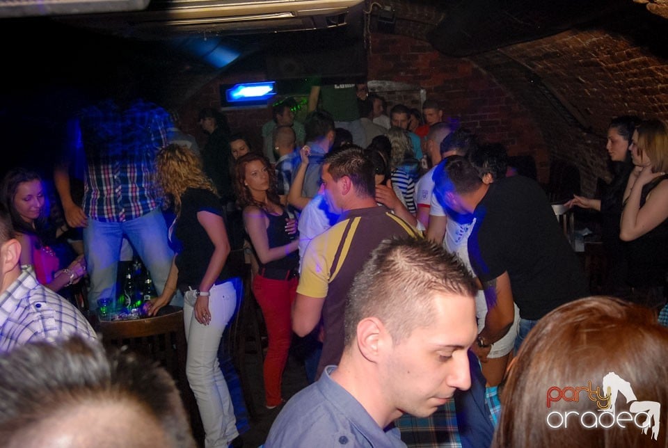 Simte ritmul în Escape, 