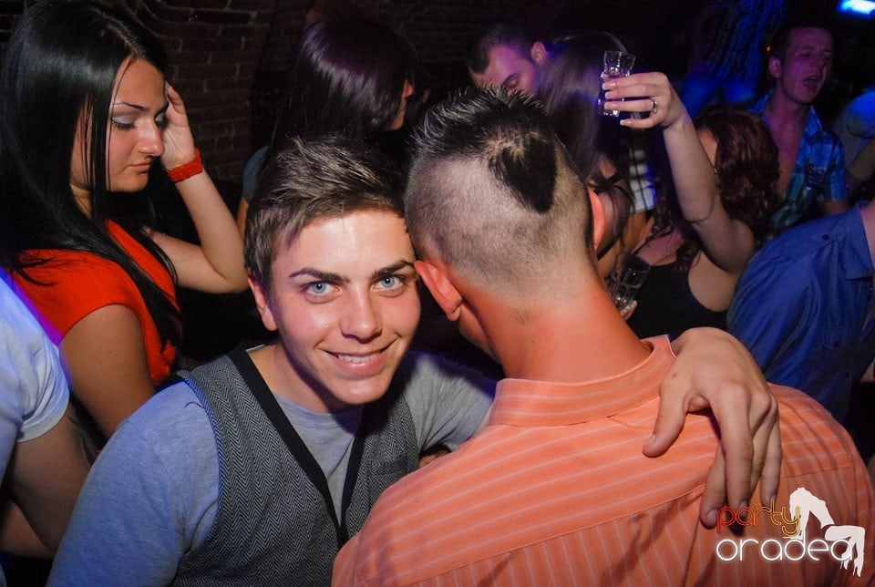 Simte ritmul în Escape, 