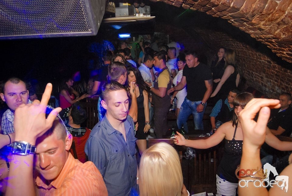 Simte ritmul în Escape, 