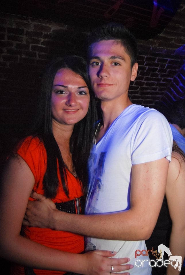 Simte ritmul în Escape, 