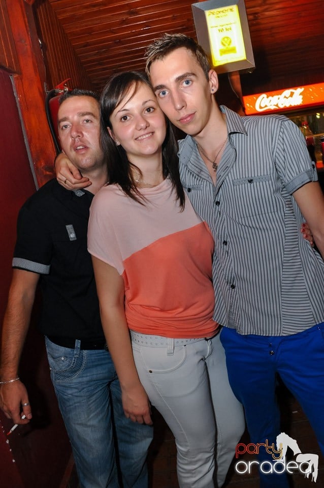 Single Party cu DJ Bíró, 