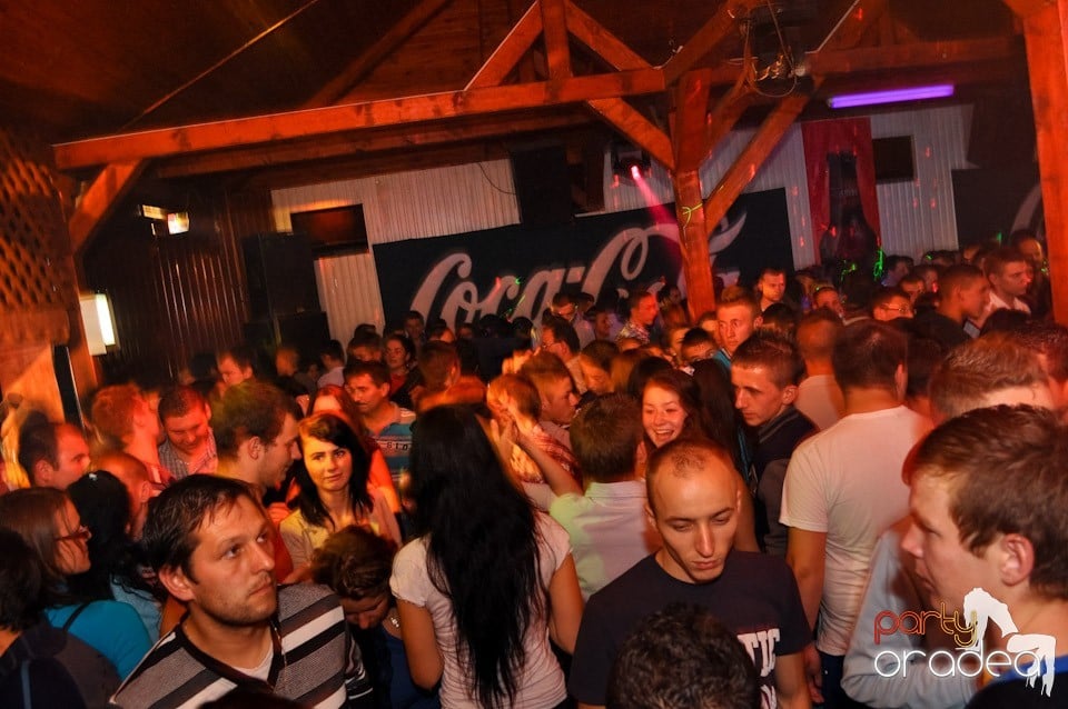 Single Party cu DJ Bíró, 