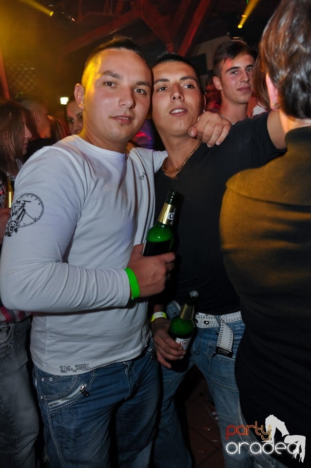 Single Party cu DJ Bíró, 