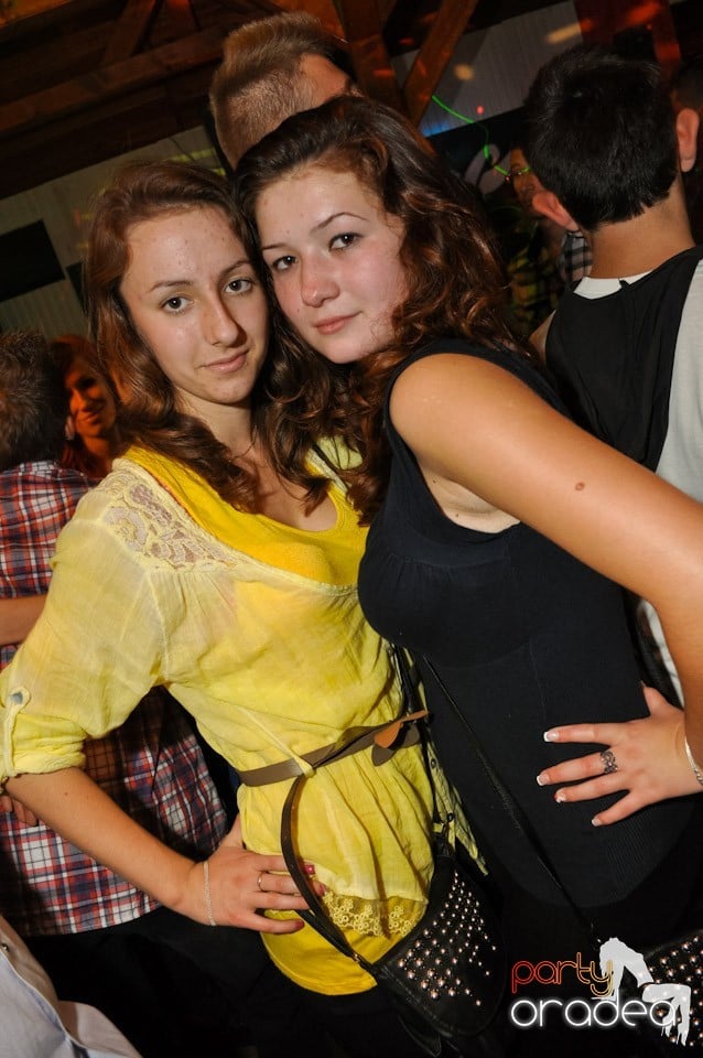 Single Party cu DJ Bíró, 