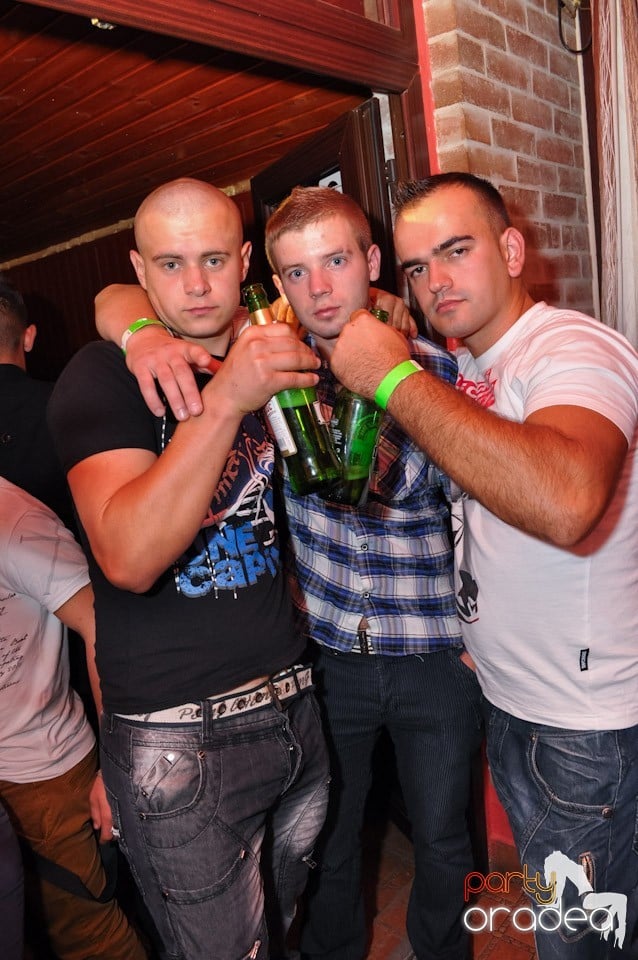 Single Party cu DJ Bíró, 