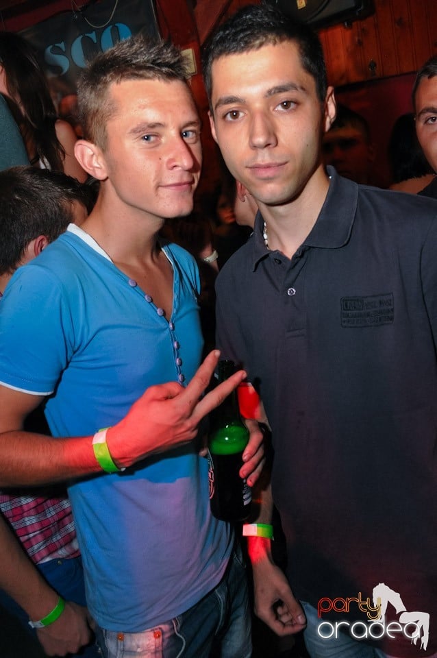 Single Party cu DJ Bíró, 