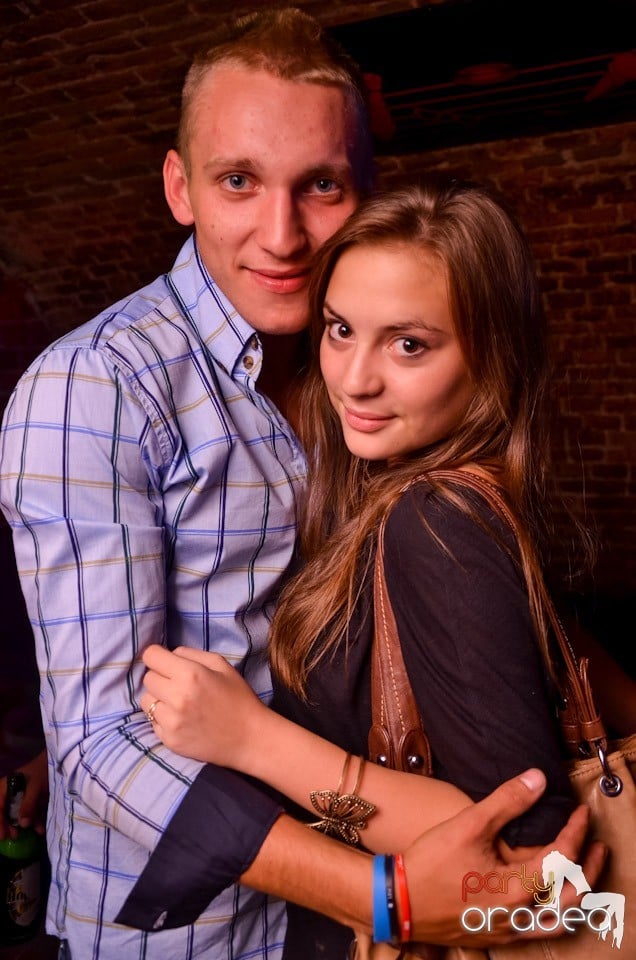 Şirul petrecerilor din Escape continuă şi joi, 