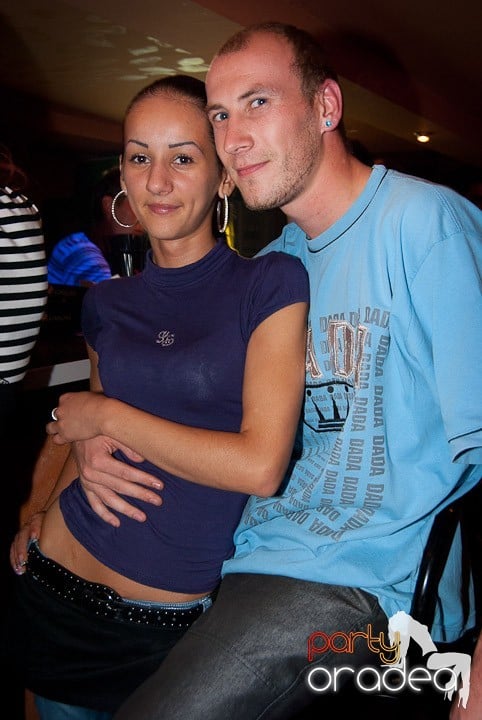 Sombrita de Tequila Party în Seven, 