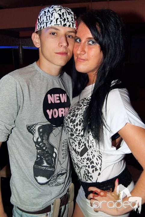 Sombrita de Tequila Party în Seven, 