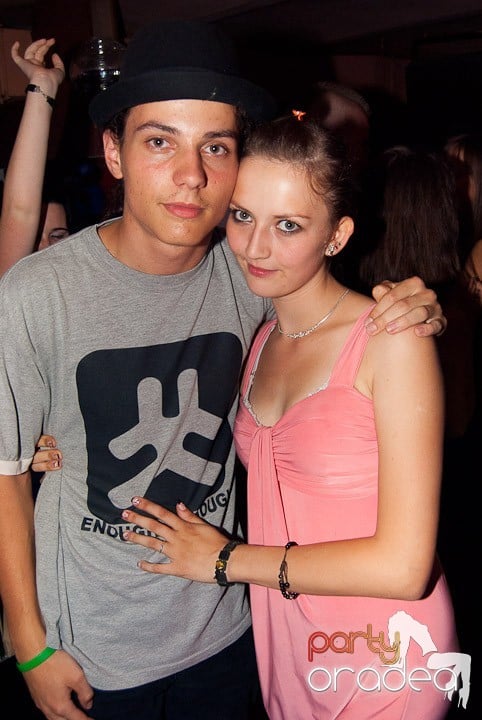 Sombrita de Tequila Party în Seven, 