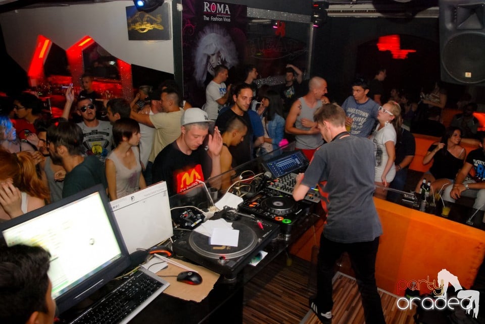 Something else - Dubstep & DNB @ Heat Club,