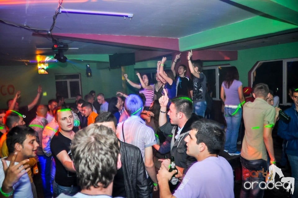 Sörkert disco - Retro party, Royal Party House