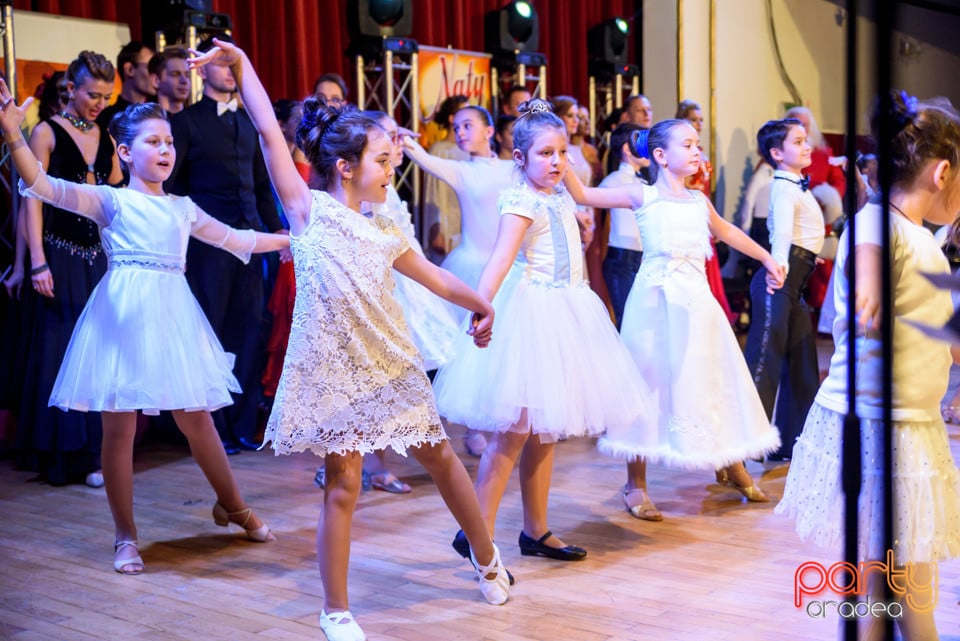 Spectacol de Craciun, Feeling Dance