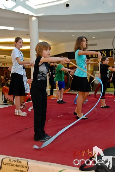 Spectacol de dans, muzică şi teatru pentru copii, Era Shopping Park