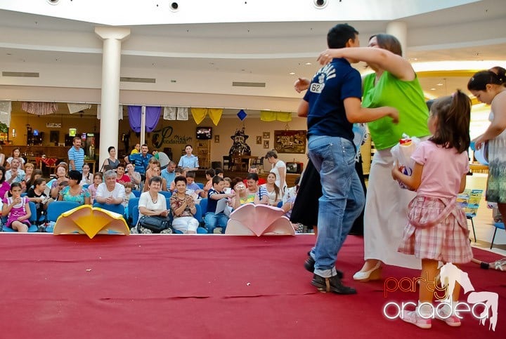 Spectacol de dans, muzică şi teatru pentru copii, Era Shopping Park