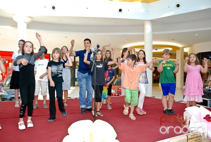 Spectacol de dans, muzică şi teatru pentru copii, Era Shopping Park