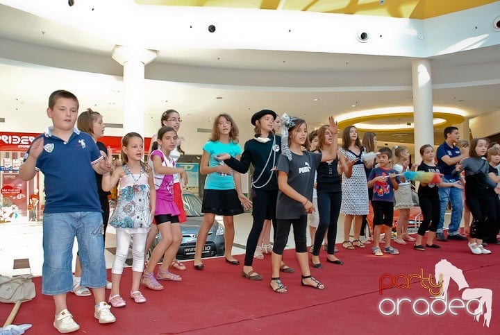 Spectacol de dans, muzică şi teatru pentru copii, Era Shopping Park