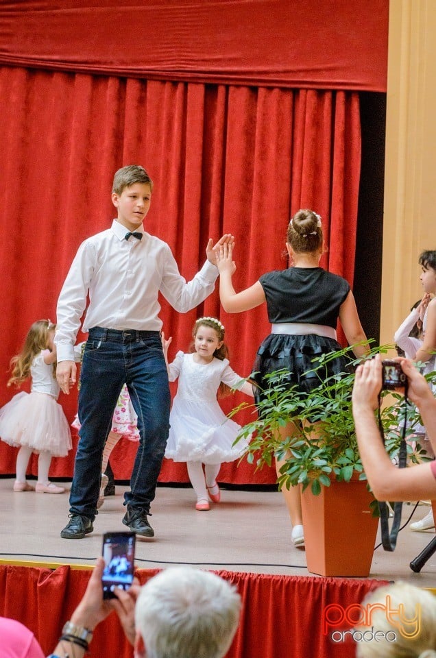 Spectacol de Dans, Side by Side Dance Academy