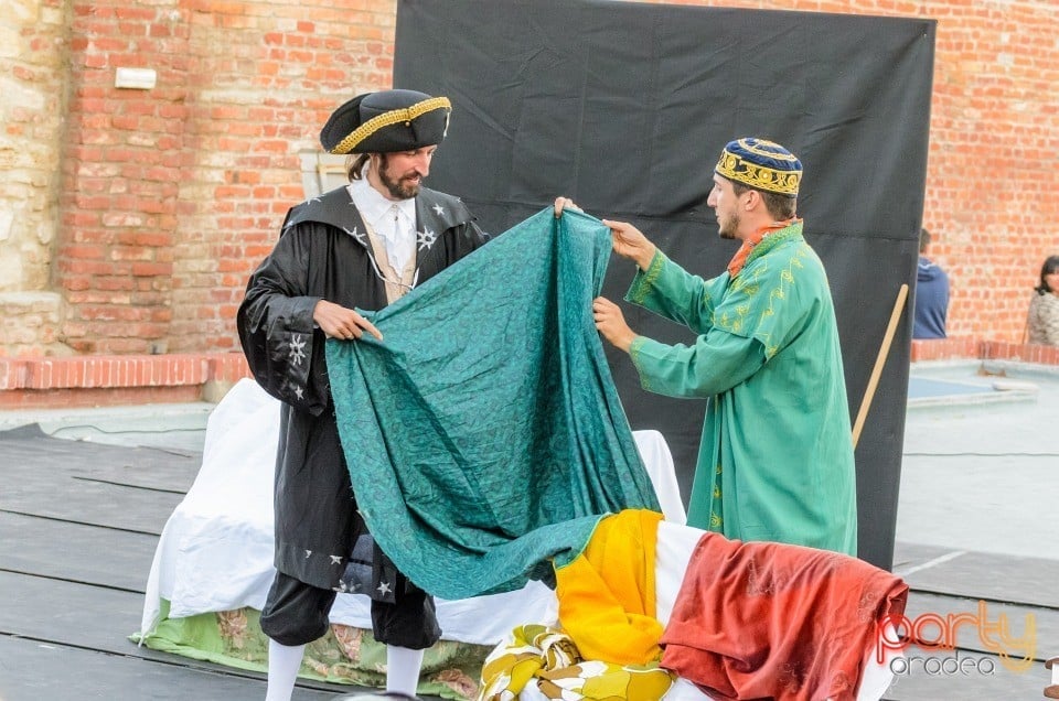 Spectacol de farse medievale