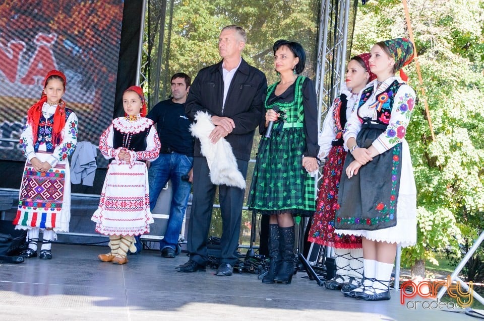 Spectacol de tradiţii folclorice, Oradea