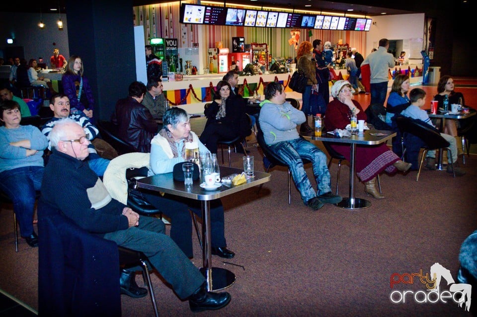 Spectacol popular în Oradea Shopping City,