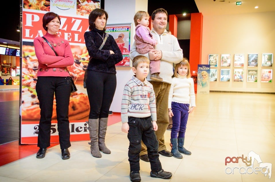 Spectacol popular în Oradea Shopping City,