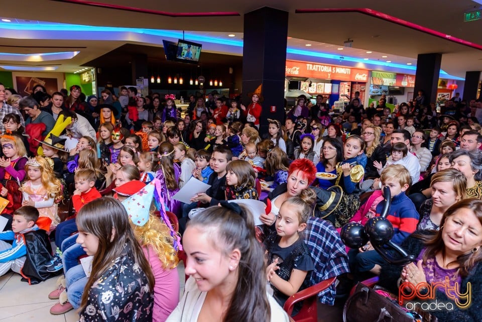 Spooky Halloween, Lotus Center