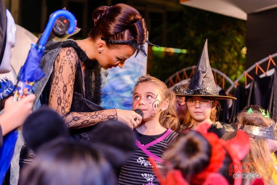 Spooky Halloween, Lotus Center