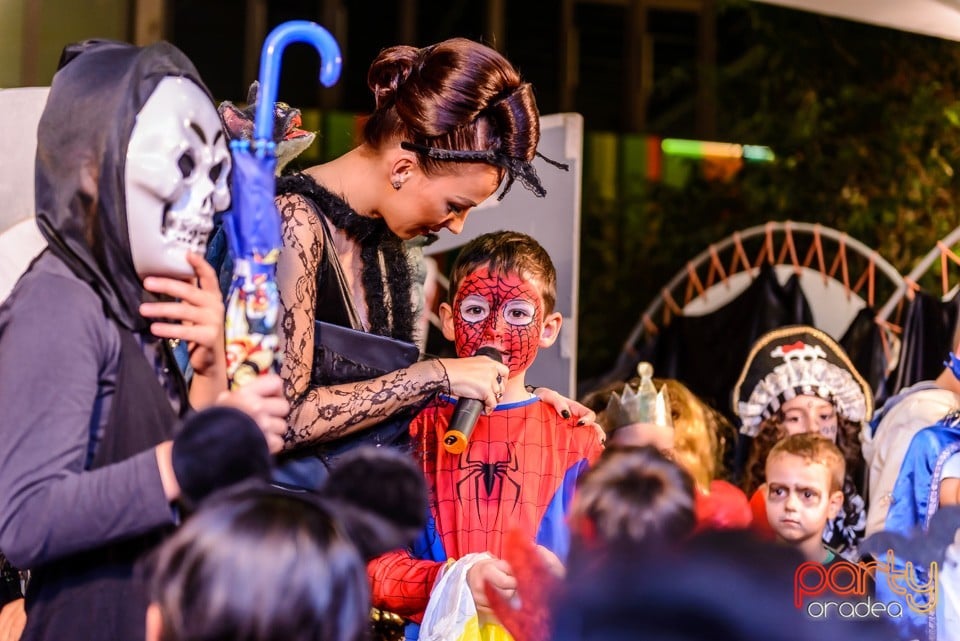 Spooky Halloween, Lotus Center