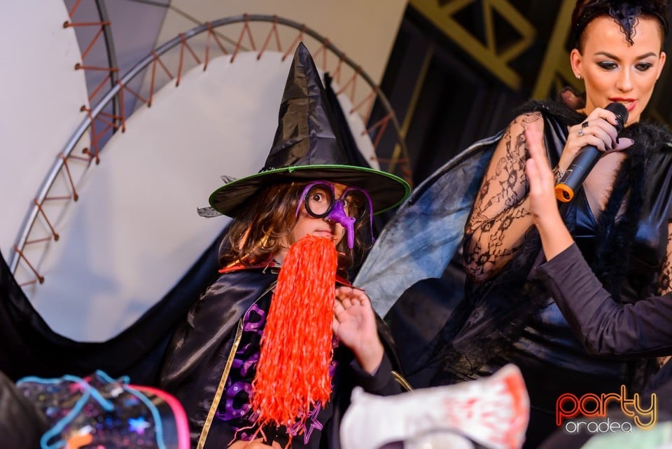 Spooky Halloween, Lotus Center