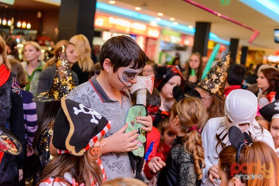 Spooky Halloween, Lotus Center