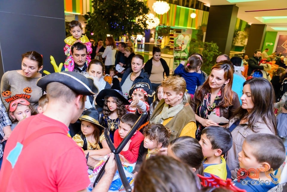 Spooky Halloween, Lotus Center