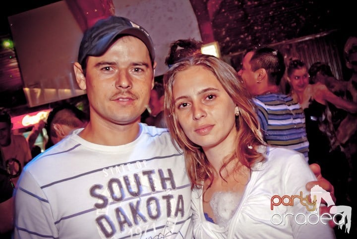 Spumă party cu AM DJ @ Disco Faház,