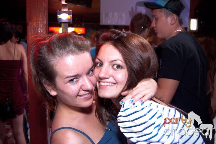 Spumă party cu AM DJ @ Disco Faház,